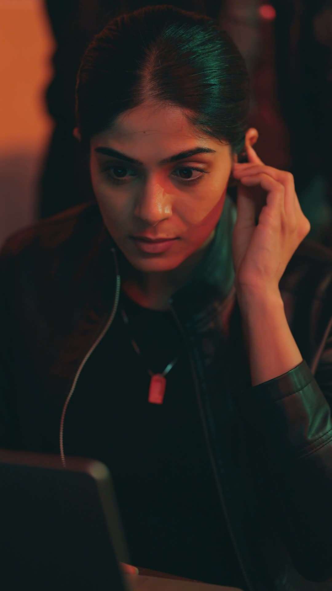 S1 E35